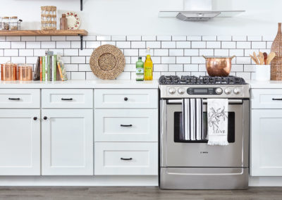 Kitchen Cabinets White Lasting Impressions